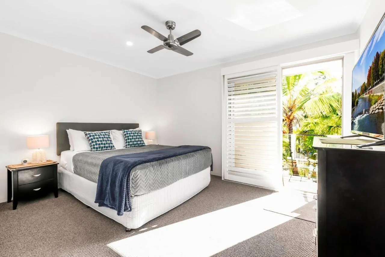 Apartment Pelican Beach Resort Noosaville Australia