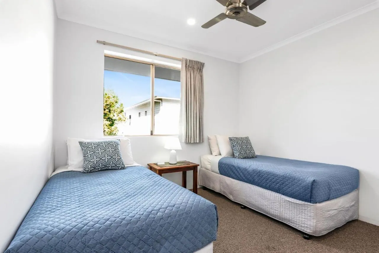 Pelican Beach Resort Noosaville Apartment